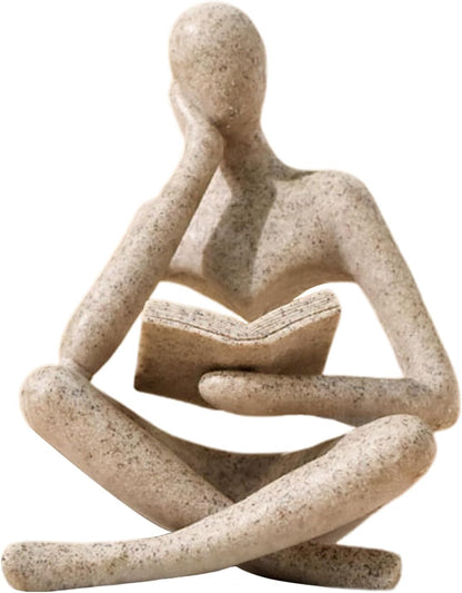 Astrid – Abstrakte Skulptur „Lesende Figur“ aus Sandstein-Optik